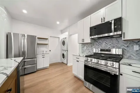 170 Cedar Street Cliffside Park NJ 07010