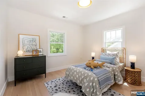 4 Yale Terrace West Orange NJ 07052
