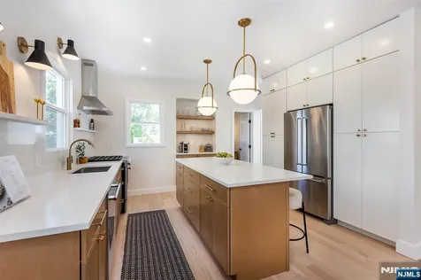 4 Yale Terrace West Orange NJ 07052