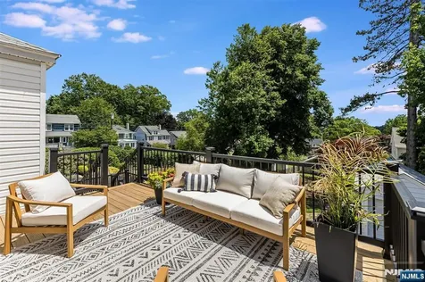 4 Yale Terrace West Orange NJ 07052
