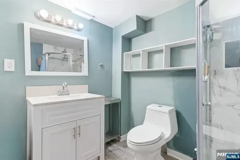 246 E 2nd Avenue Roselle NJ 07203