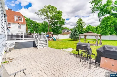 246 E 2nd Avenue Roselle NJ 07203