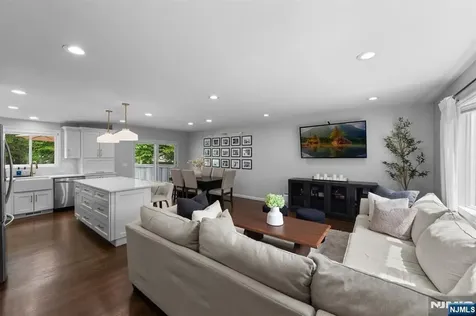 34 N Middletown Road Montvale NJ 07645