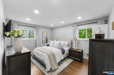 34 N Middletown Road Montvale NJ 07645