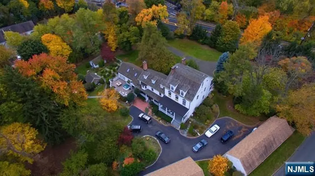 218 Paramus Road Paramus NJ 07652