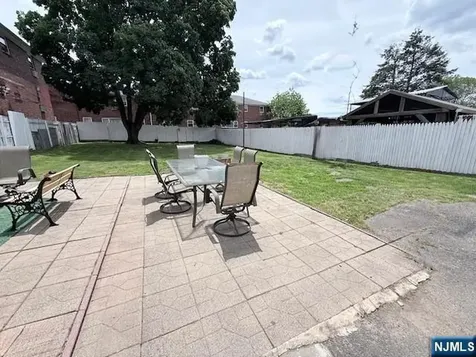 436-438 Knickerbocker Avenue Paterson NJ 07503