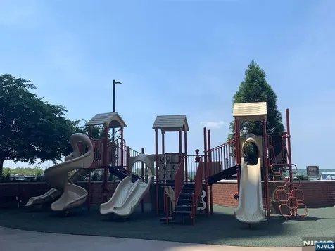2105 Harmon Cove Tower Secaucus NJ 07094