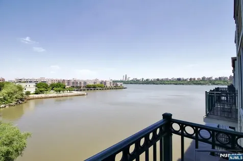 340 The Promenade Edgewater NJ 07020