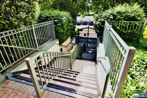 340 The Promenade Edgewater NJ 07020