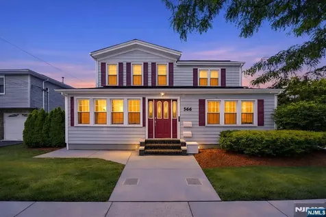 566 2nd Street Carlstadt NJ 07072