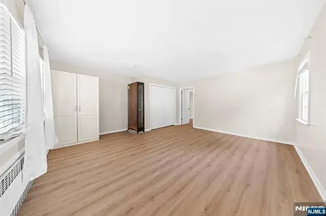 566 2nd Street Carlstadt NJ 07072
