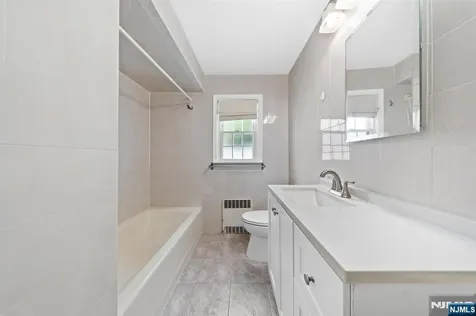 566 2nd Street Carlstadt NJ 07072
