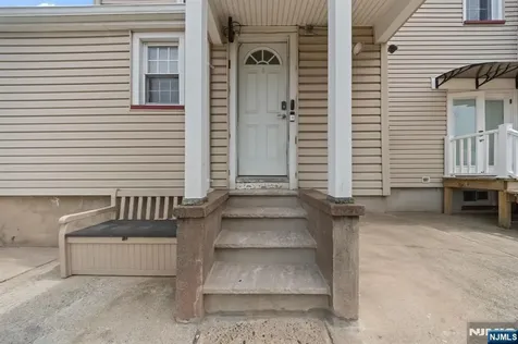 566 2nd Street Carlstadt NJ 07072