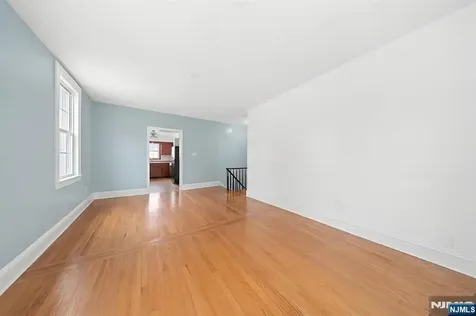 566 2nd Street Carlstadt NJ 07072