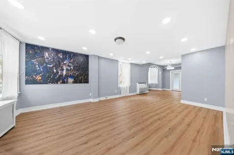 566 2nd Street Carlstadt NJ 07072