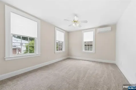566 2nd Street Carlstadt NJ 07072