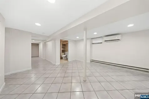 566 2nd Street Carlstadt NJ 07072