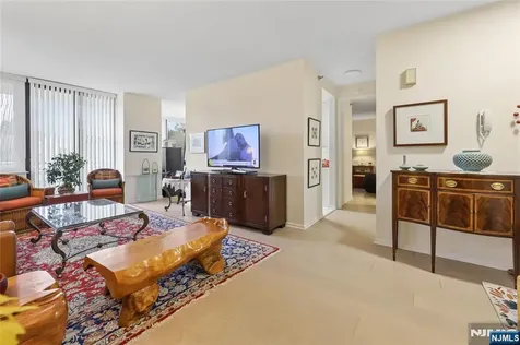 100 Carlyle Drive Cliffside Park NJ 07010