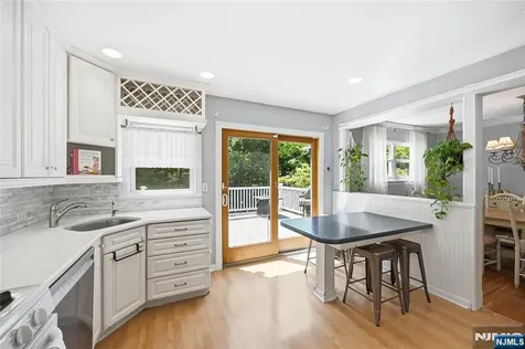 8 Nottingham Drive East Brunswick NJ 08816