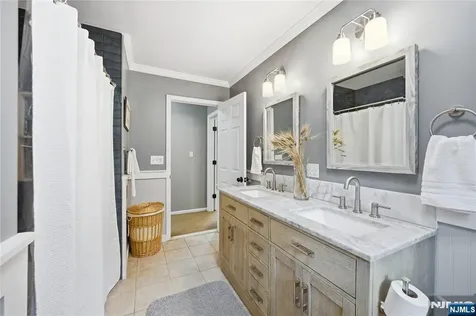 13 Highview Trail Jefferson Township NJ 07885