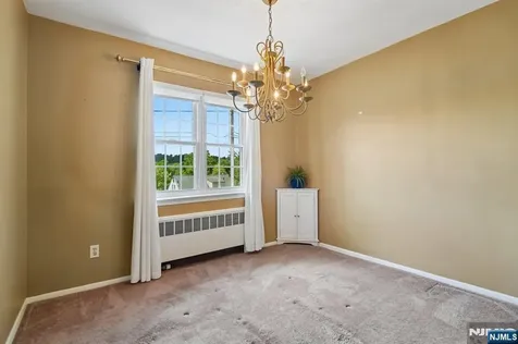 18 Wedgewood Drive Verona NJ 07044