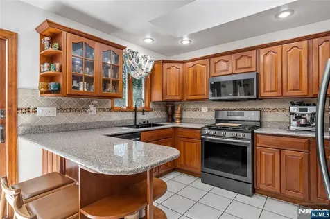 21 Marcia Road Ringwood NJ 07456