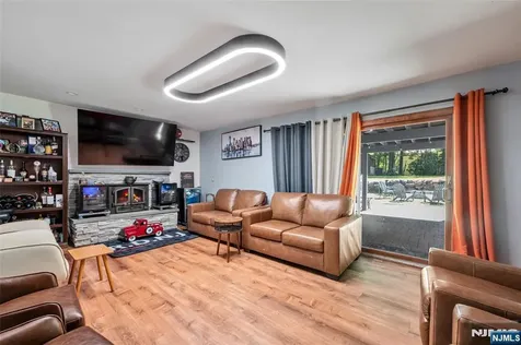 21 Marcia Road Ringwood NJ 07456