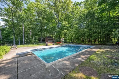 21 Marcia Road Ringwood NJ 07456