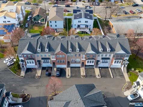 5 Creekside Court Secaucus NJ 07094
