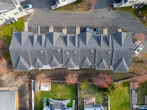 5 Creekside Court Secaucus NJ 07094