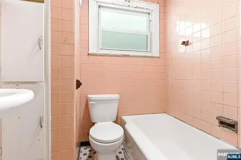 632 Grier Avenue Elizabeth NJ 07202