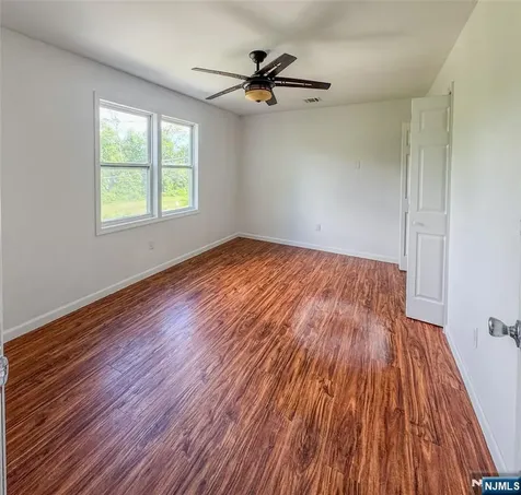 20 Greenwood Avenue Wanaque NJ 07420