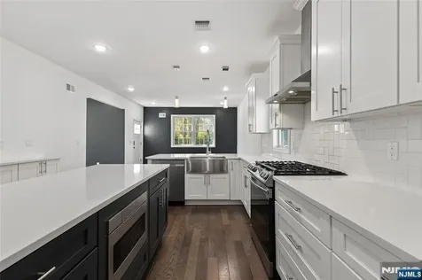 390 Pascack Road Twp Of Washington NJ 07676