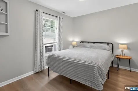 16 Clover Lane Vernon NJ 07418