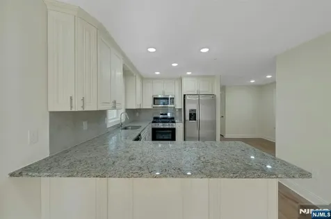 58 Vermont Avenue Newark NJ 07106