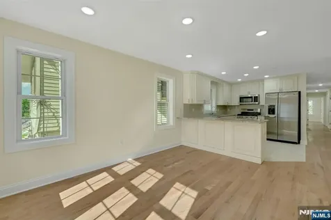 58 Vermont Avenue Newark NJ 07106