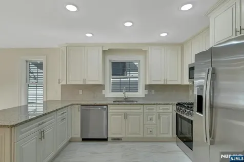 58 Vermont Avenue Newark NJ 07106