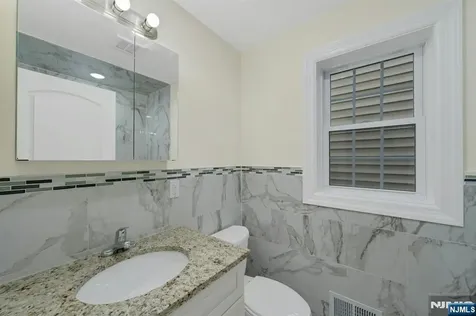 58 Vermont Avenue Newark NJ 07106