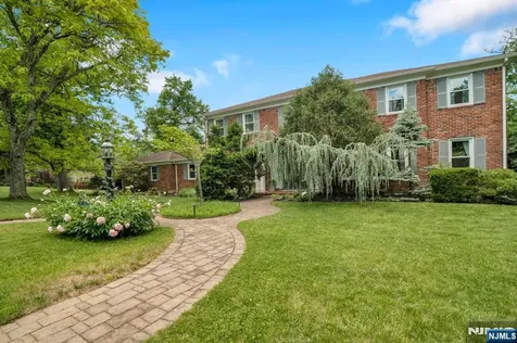2 N Edgewood Avenue West Orange NJ 07052