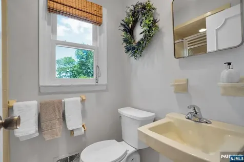 2 N Edgewood Avenue West Orange NJ 07052
