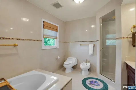 2 N Edgewood Avenue West Orange NJ 07052