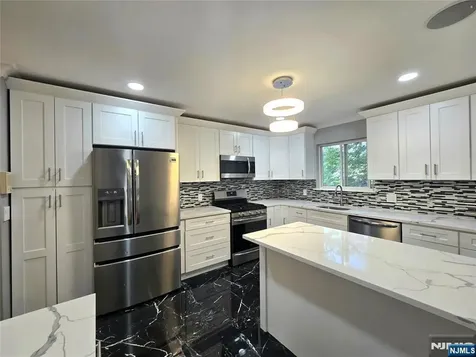 174 Palisade Avenue Garfield NJ 07026