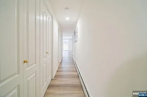897 Virgil Avenue Ridgefield NJ 07657