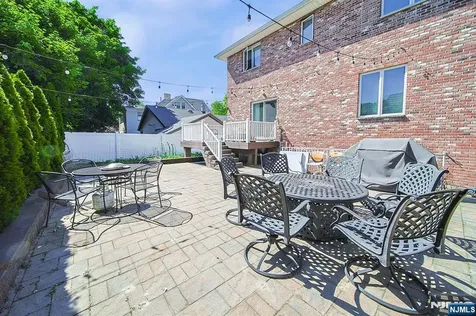 897 Virgil Avenue Ridgefield NJ 07657