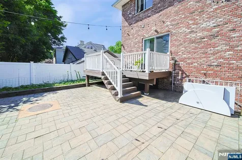 897 Virgil Avenue Ridgefield NJ 07657