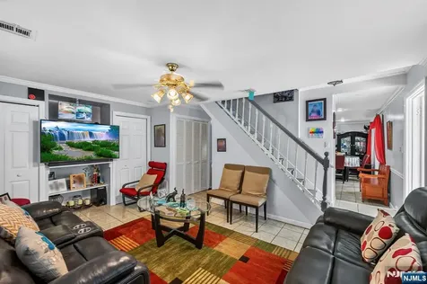509-511 Ridge Street Newark NJ 07104