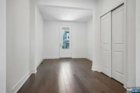 52 Eastwood Terrace East Hanover Twp NJ 07936