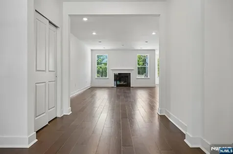 52 Eastwood Terrace East Hanover Twp NJ 07936