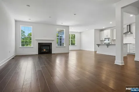 52 Eastwood Terrace East Hanover Twp NJ 07936