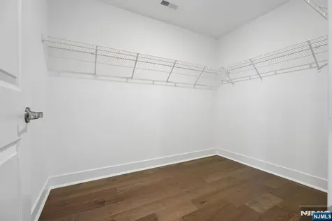 52 Eastwood Terrace East Hanover Twp NJ 07936